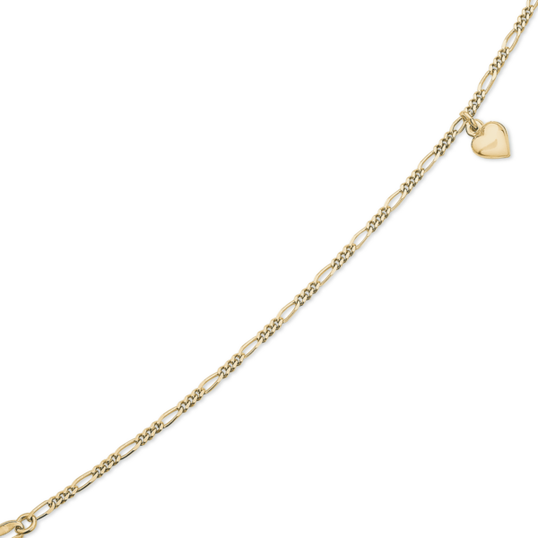 Silbervergoldete Fußkette Figarokette mit einem Herzanhänger in der Mitte.